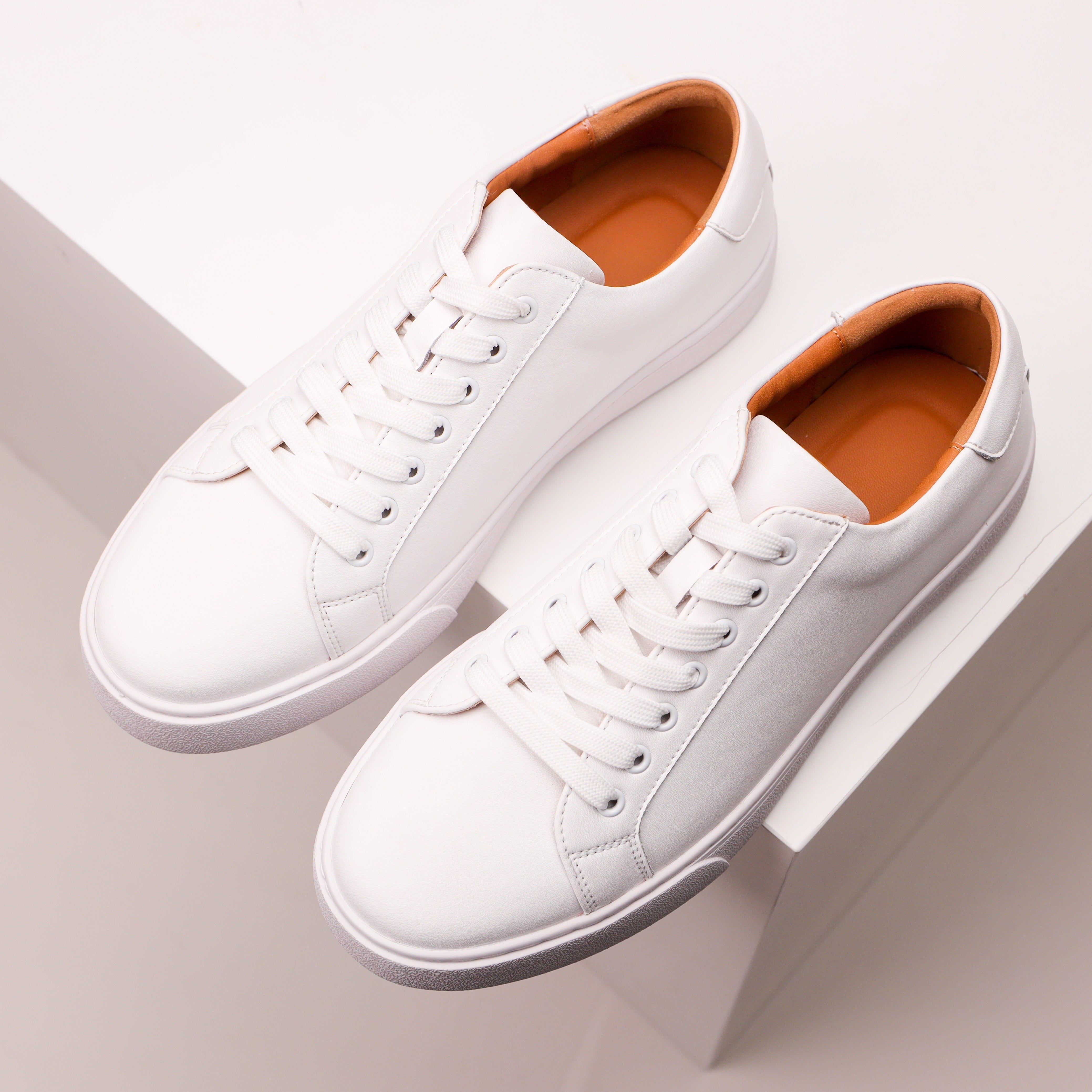 Men's Roma leather sneakers