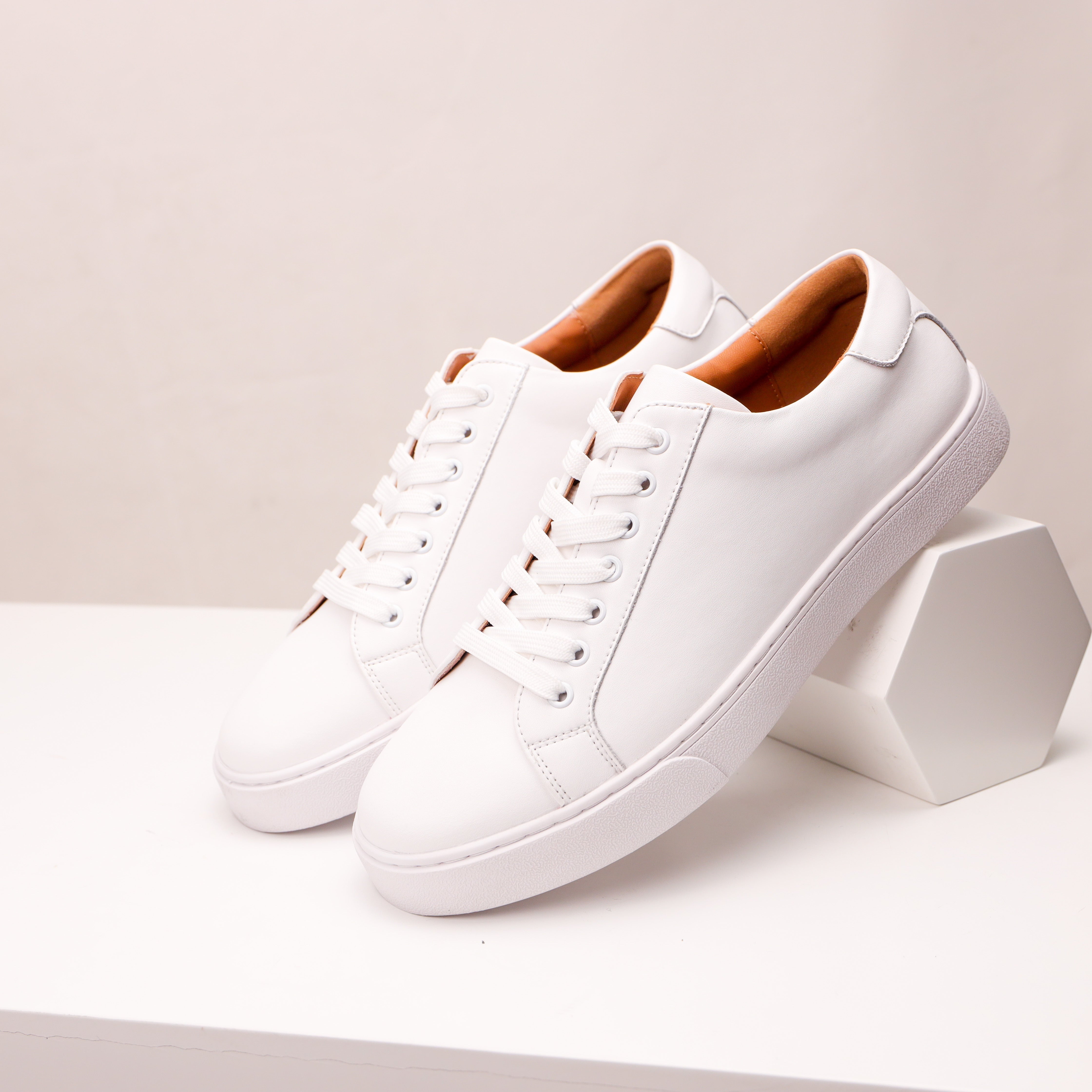 Men's Roma leather sneakers