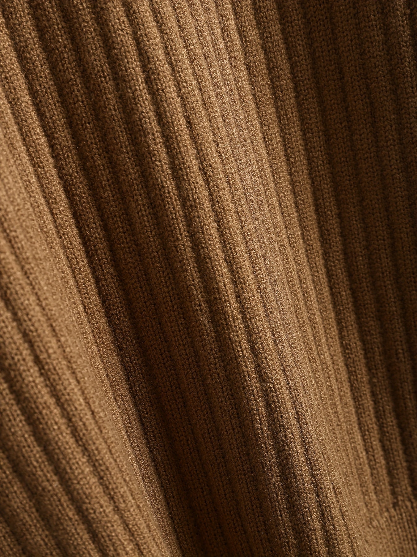 Milano Coffee V-neck Sweatshirt