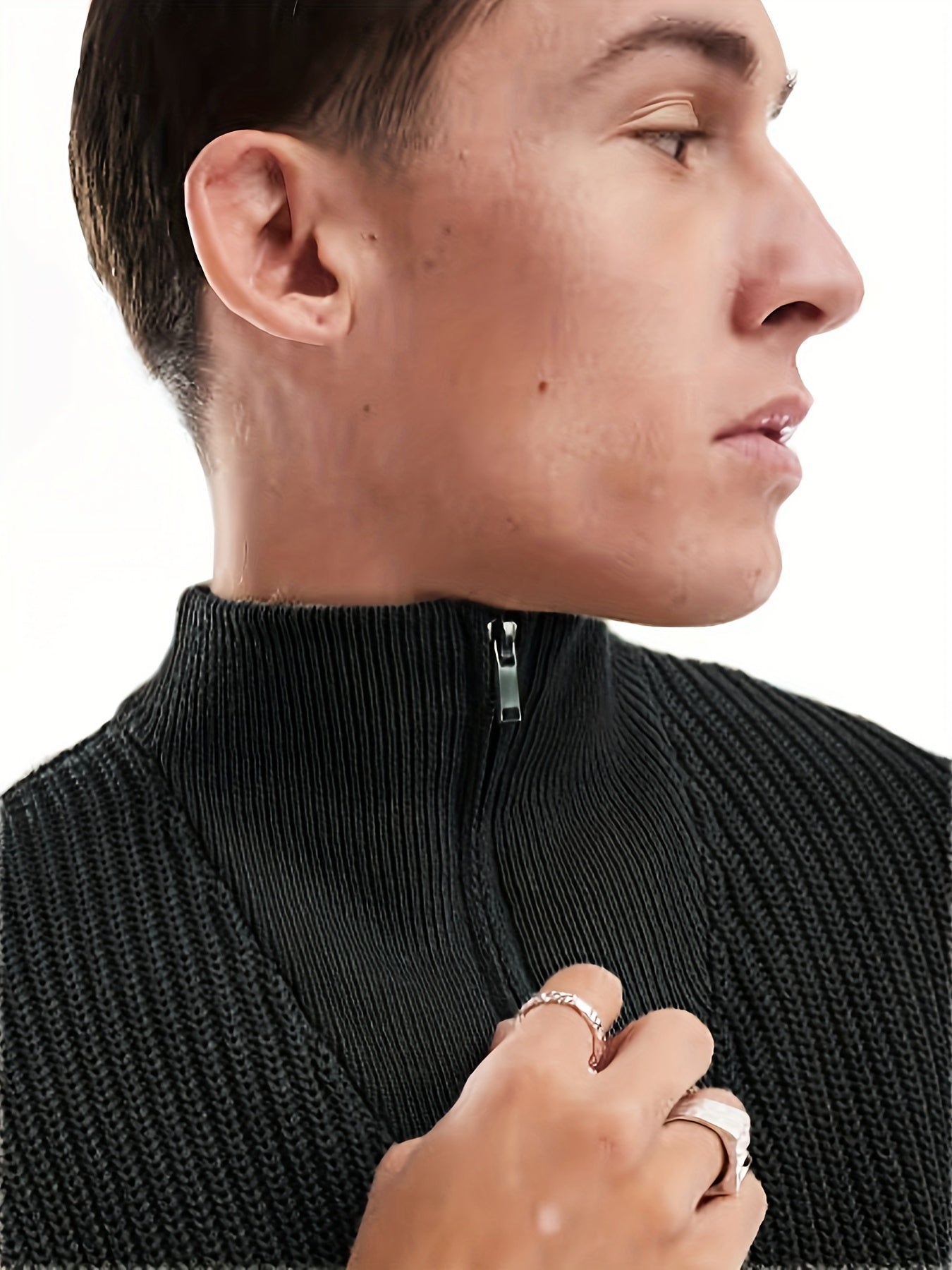 Magnitude Zippered Sweater Black