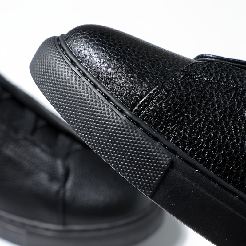 Carbon Leather Casual Sneakers